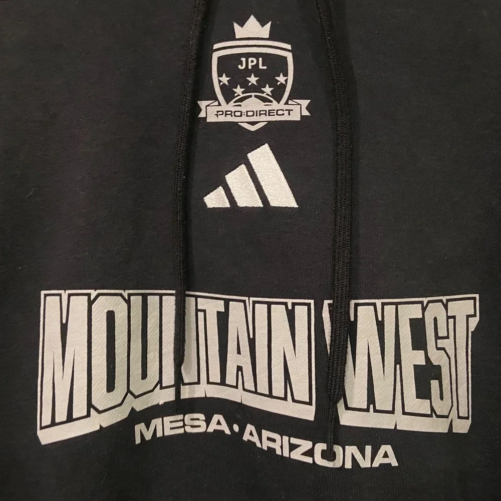 Adidas Mountain West Hoodie Medium Black Hooded Graphic Official Event Merch EUC